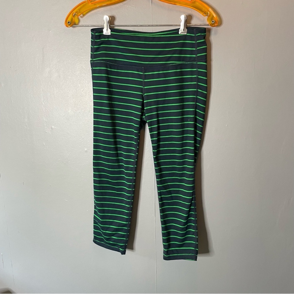 Athleta navy blue and green stripe cropped leggings size small